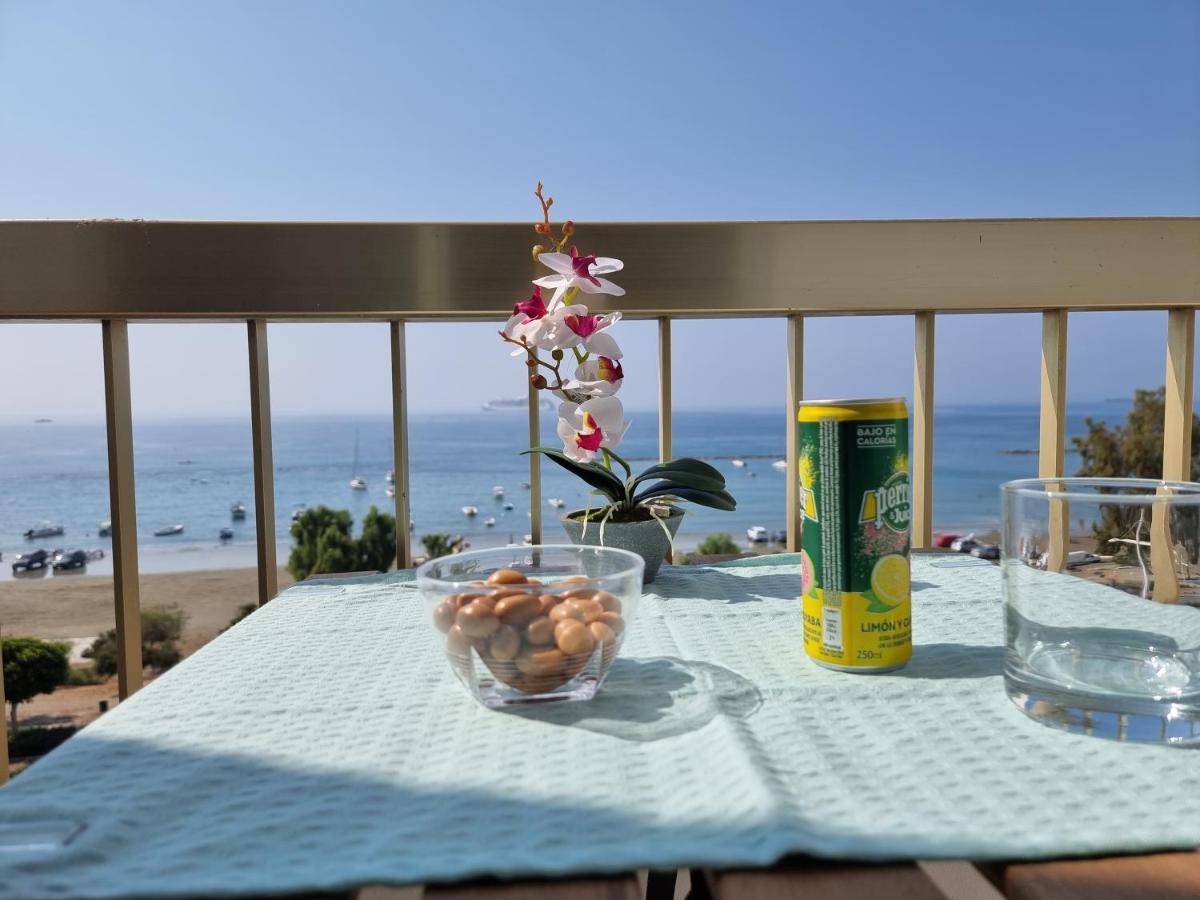 Super Modern Beachfront 1 Bedroom - Sleeps 4 Limisso Esterno foto