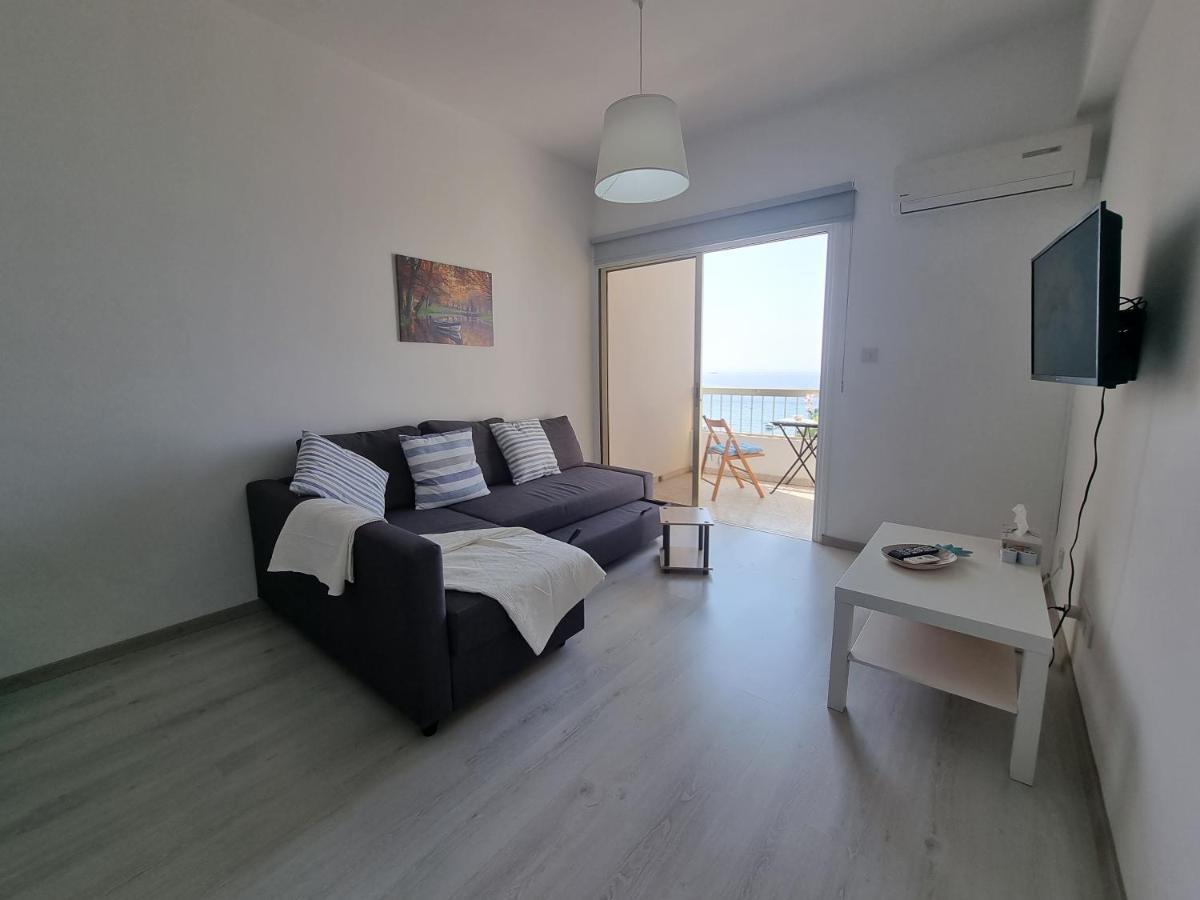 Super Modern Beachfront 1 Bedroom - Sleeps 4 Limisso Esterno foto
